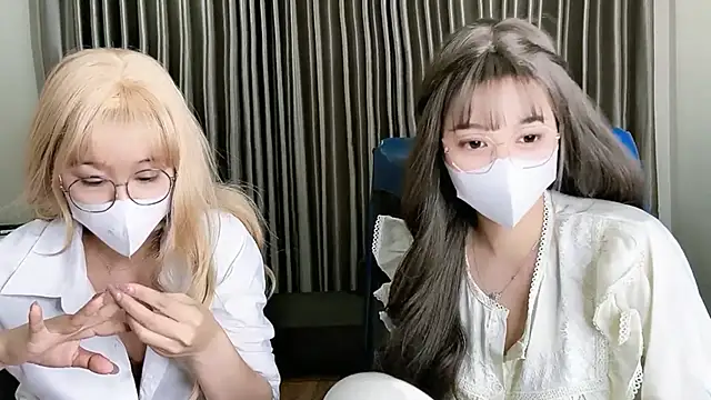 Mono-Stewardesss online show from March 2025 12:39:02 PM