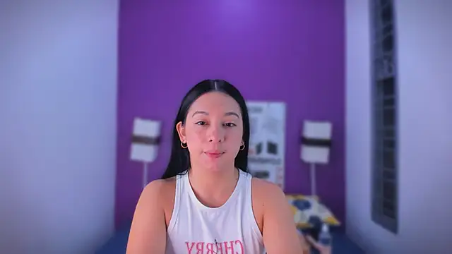 Snapshot of Lila_Pinky chatting on November 2025 12:48:02 PM Lila Pinky online show from November 2025 12:48:02 PM