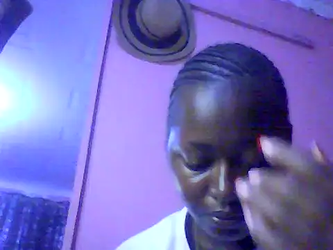 slender-qwene online show from December 2025 07:36:01 AM