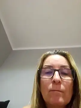 Snapshot of Steffi45 chatting on February 2026 07:13:02 AM Steffi45 online show from February 2026 07:13:02 AM