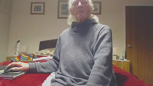 WaverlyKernow online show from November 2025 10:17:02 AM