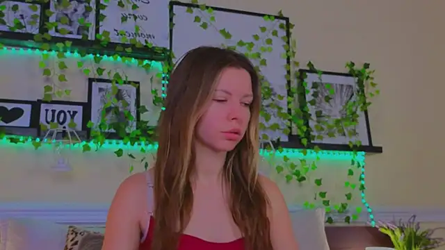 Real Tini online show from March 2025 06:12:02 AM