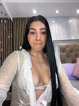 Snapshot of Charlotte_Shelby chatting on March 2025 03:08:02 PM Charlotte Shelby online show from March 2025 03:08:02 PM