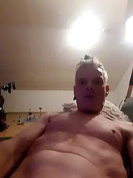 Snapshot of Nick69mann chatting on November 2025 03:12:01 AM Nick69mann online show from November 2025 03:12:01 AM