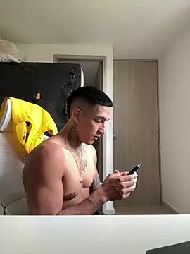 Snapshot of sendfer chatting on September 2025 08:09:01 PM sendfer online show from September 2025 08:09:01 PM
