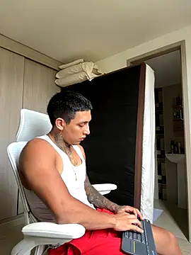 Snapshot of sendfer chatting on October 2025 08:28:02 PM sendfer online show from October 2025 08:28:02 PM