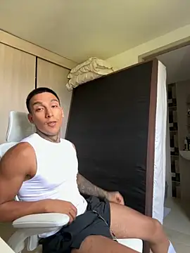 Snapshot of sendfer chatting on October 2025 08:33:01 PM sendfer online show from October 2025 08:33:01 PM