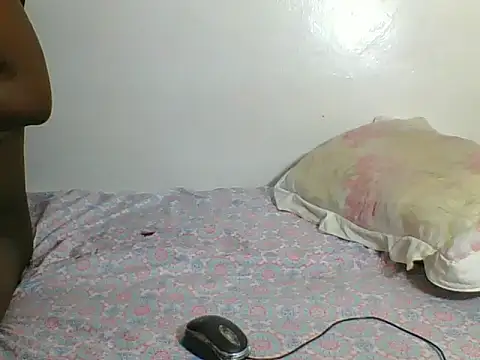 Snapshot of PrincessYankee chatting on November 2025 08:17:02 AM PrincessYankee online show from November 2025 08:17:02 AM