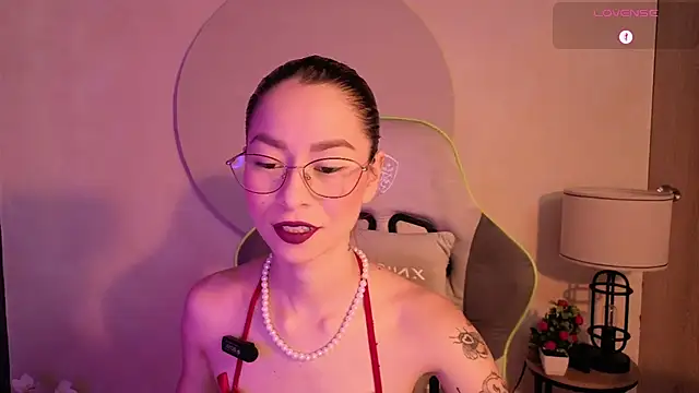 Snapshot of rosse_98_ chatting on June 2026 02:20:02 PM rosse 98 online show from June 2026 02:20:02 PM