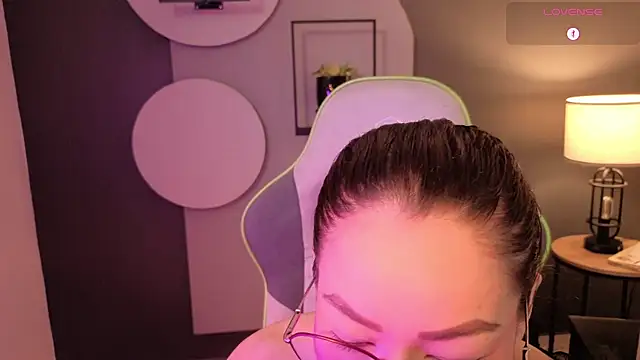 Snapshot of rosse_98_ chatting on July 2026 03:39:01 PM rosse 98 online show from July 2026 03:39:01 PM