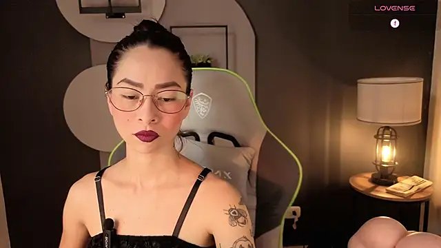 Snapshot of rosse_98_ chatting on July 2026 02:45:01 PM rosse 98 online show from July 2026 02:45:01 PM