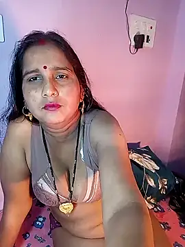 reemacouple007 online show from February 2026 08:14:01 PM