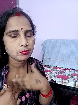 reemacouple007 online show from February 2026 04:52:01 AM