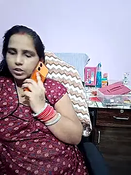 Snapshot of reemacouple007 chatting on July 2026 06:50:01 AM reemacouple007 online show from July 2026 06:50:01 AM
