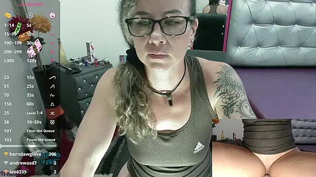 Snapshot of ViickySexy chatting on January 2025 10:52:01 PM ViickySexy online show from January 2025 10:52:01 PM