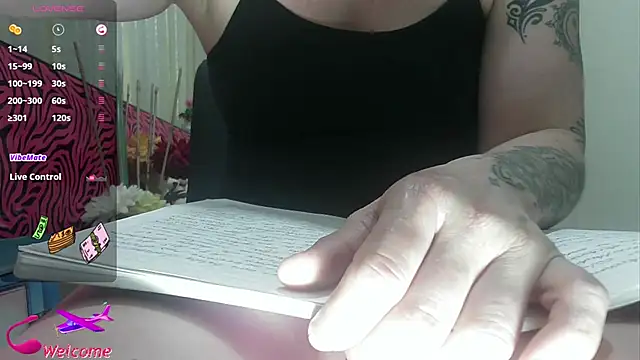 ViickySexy online show from February 2026 07:58:01 PM