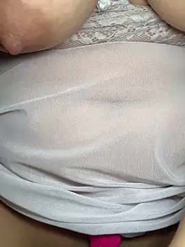 Snapshot of Linda-Mora chatting on September 2025 10:26:02 AM Linda-Mora online show from September 2025 10:26:02 AM