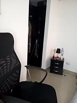 tata laima   online show from January 2025 03:15:01 PM