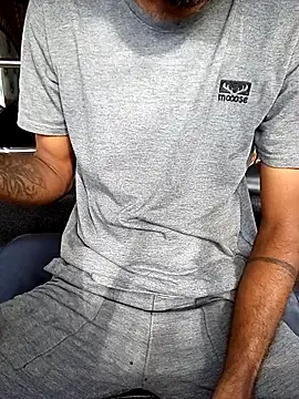 Snapshot of DulajThushara2468 chatting on February 2026 03:22:02 AM DulajThushara2468 online show from February 2026 03:22:02 AM