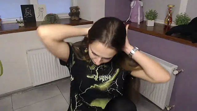 Caramel bunny online show from December 2024 01:32:01 PM