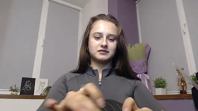 Caramel bunny online show from December 2024 04:23:01 PM