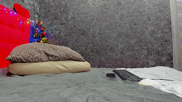 LayaFlow online show from December 2024 01:43:02 PM