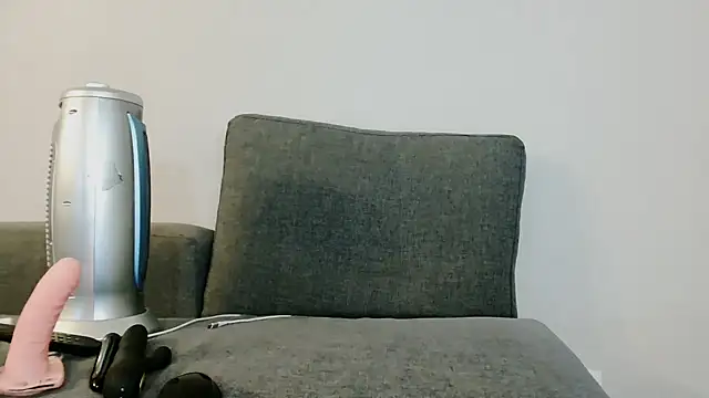 Snapshot of Fit_Yummy chatting on October 2025 06:10:01 PM Fit Yummy online show from October 2025 06:10:01 PM