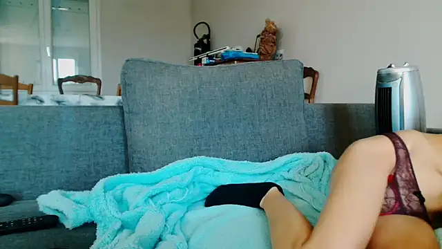 Snapshot of Fit_Yummy chatting on November 2025 10:39:02 AM Fit Yummy online show from November 2025 10:39:02 AM