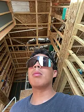 carlozxyz337 online show from July 2026 12:51:01 PM