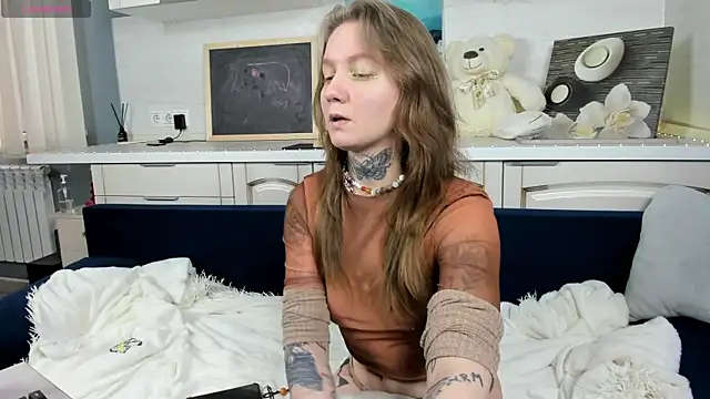 Mary Xextra online show from April 2026 09:34:01 AM