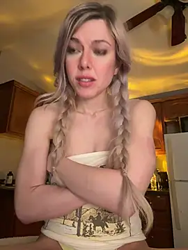 Snapshot of propertyofdaddy chatting on April 2026 08:03:01 AM propertyofdaddy online show from April 2026 08:03:01 AM