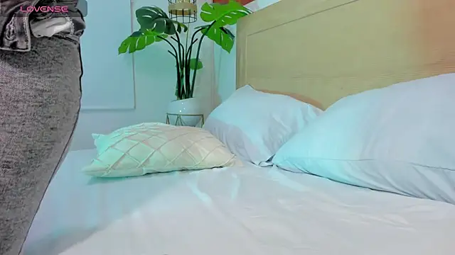 enma30  online show from October 2025 01:57:02 PM