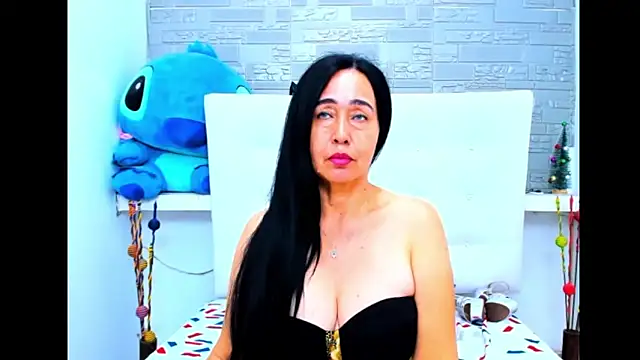 Snapshot of HorniestMilf chatting on February 2025 04:04:02 AM HorniestMilf online show from February 2025 04:04:02 AM