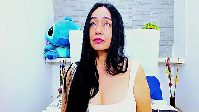 Snapshot of HorniestMilf chatting on September 2025 09:03:01 PM HorniestMilf online show from September 2025 09:03:01 PM