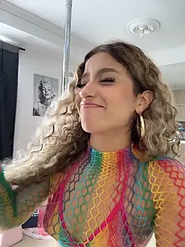 Melina-Smith online show from December 2025 07:54:02 PM