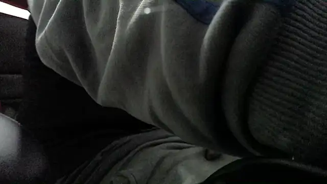 Snapshot of Dandi19 chatting on January 2025 09:07:01 PM Dandi19 online show from January 2025 09:07:01 PM