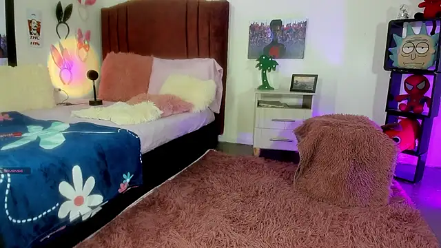 alisson zafiro  online show from February 2025 03:13:01 AM