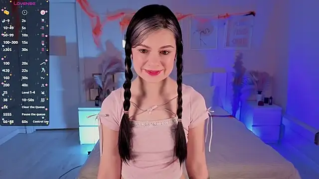 Lil Amelie online show from November 2025 10:26:01 AM