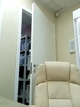 FantasyMichelle online show from December 2024 03:11:02 PM