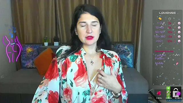 Snapshot of Alianna_Solo_Kisses chatting on January 2025 06:27:01 AM Alianna Solo Kisses online show from January 2025 06:27:01 AM
