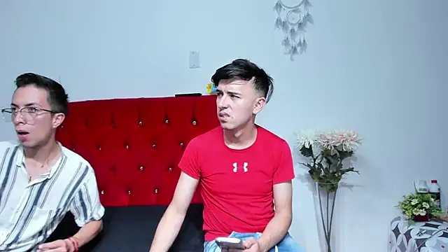 Snapshot of big-dicktop23 chatting on February 2025 01:41:01 AM big-dicktop23 online show from February 2025 01:41:01 AM