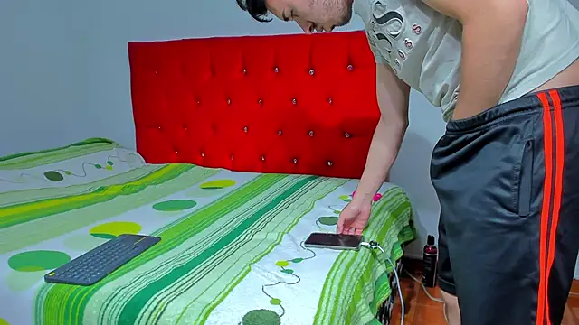 Snapshot of big-dicktop23 chatting on February 2025 12:51:02 AM big-dicktop23 online show from February 2025 12:51:02 AM