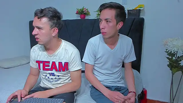 Snapshot of big-dicktop23 chatting on September 2025 03:39:02 AM big-dicktop23 online show from September 2025 03:39:02 AM