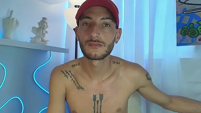 Sxxthiago online show from June 2026 08:59:02 PM