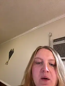 PhatAssBlond online show from November 2025 06:54:01 PM