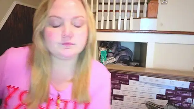 PhatAssBlond online show from February 2026 06:15:01 PM