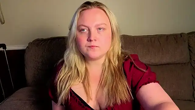 Snapshot of PhatAssBlond chatting on July 2026 07:17:02 PM PhatAssBlond online show from July 2026 07:17:02 PM