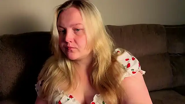 Snapshot of PhatAssBlond chatting on July 2026 06:59:02 PM PhatAssBlond online show from July 2026 06:59:02 PM