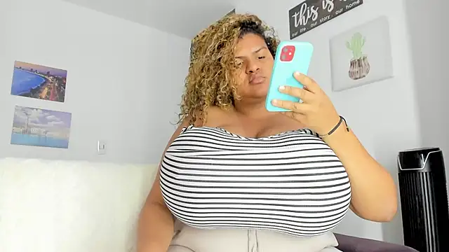 bigmom69  online show from March 2026 05:08:01 PM