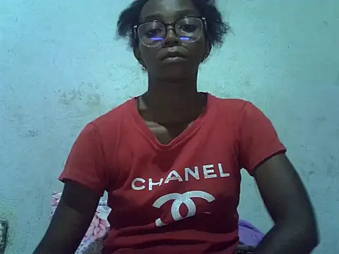 ElianeHot online show from April 2026 07:58:02 PM